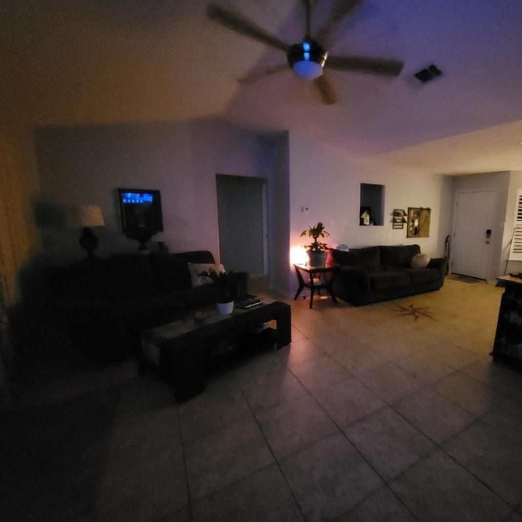 Bedroom Four Minutes From Beach Pensacola Exterior photo